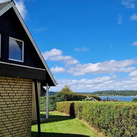 בית נופש Lf14127-roslev-kybehuse-127 *